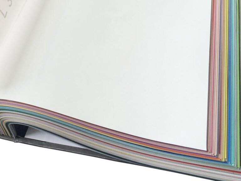 Folia błyszcząca biała L303